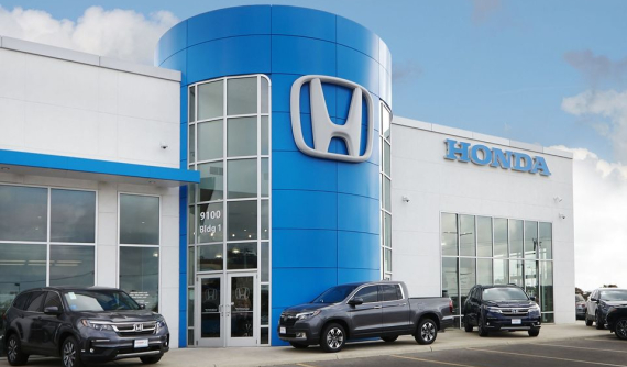 Nhân viên đại lý Honda chửi sau lưng và cố tình bắt khách hàng chờ cả tiếng đồng hồ mới được lấy xe