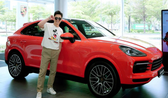Ca sĩ Lâm Hùng tậu Porsche Cayenne Coupe có giá từ 5 tỷ đồng