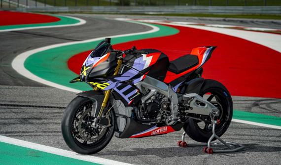 Diện kiến super naked Aprila Tuono V4 X giá gần 1 tỷ đồng với hàng loạt trang bị chuẩn đua hàng hiệu