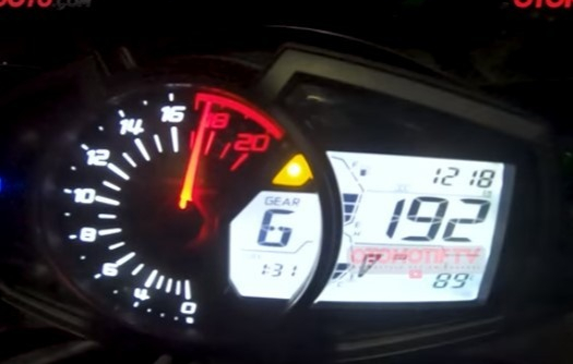 Kawasaki ZX-25R nguyên bản đạt vận tốc tối đa 192 km/h
