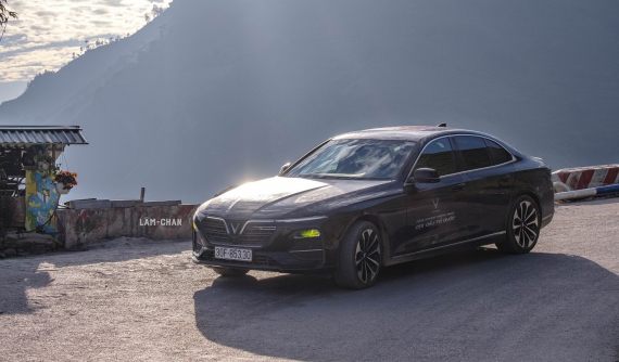 Giá bộ đôi VinFast Lux tiếp tục chạm đáy, khởi điểm chưa đến 800 triệu đồng rẻ ngang xe hạng C