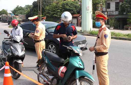 Không có giấy phép lái xe phạt bao nhiêu theo quy định mới nhất năm 2020?
