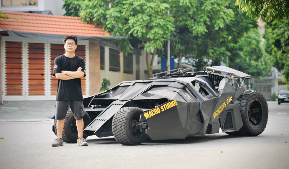 Chàng sinh viên Việt Nam 22 tuổi chế tạo "xe dơi" Bat Mobile cực chất