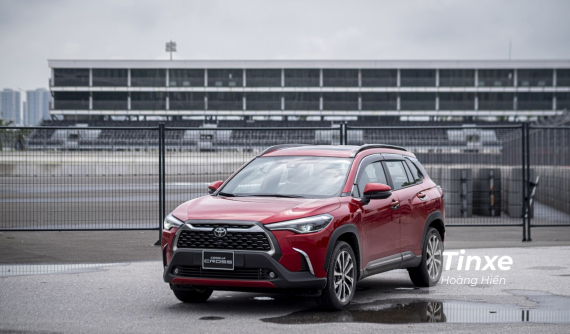 Tháng đầu tiên mở bán, Toyota Corolla Cross chưa hút khách như mong đợi
