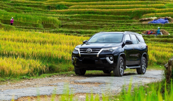 Trước nguy cơ hệ thống phanh có thể bị trơ, loạt xe Toyota Fortuner được triệu hồi tại Việt Nam để khắc phục