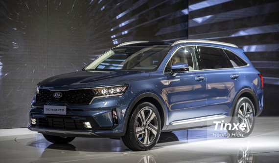 Đánh giá nhanh KIA Sorento mới vừa ra mắt Việt Nam: Đẹp từ trong ra ngoài, "trang bị đến tận răng"