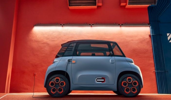 Citroen Ami - Ô tô 2 chỗ cho người không có bằng lái, giá chỉ 7.000 USD