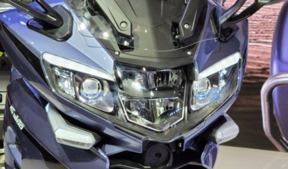 "Chuyên cơ mặt đất" Benelli 1200GT chính thức ra mắt, cạnh tranh với Honda Gold Wing