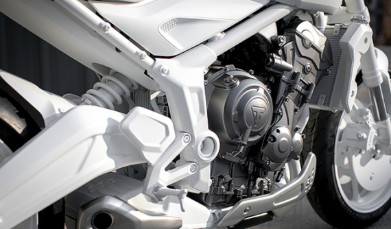 Triumph Trident với động cơ "Triple" sẽ sớm ra mắt trong năm 2021 với dáng vẻ chuẩn mực