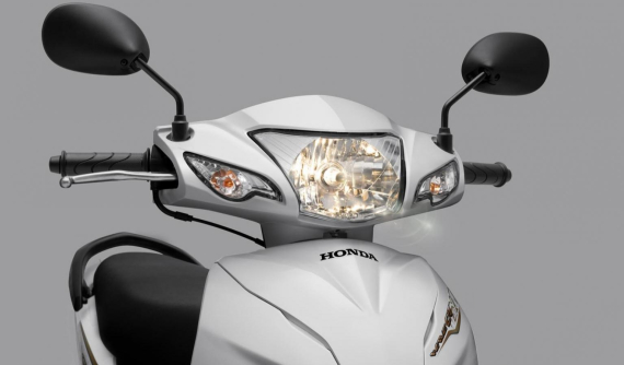 Honda Việt Nam giới thiệu xe số "quốc dân" Wave Alpha phiên bản mới tích hợp tính năng tự bật đèn pha