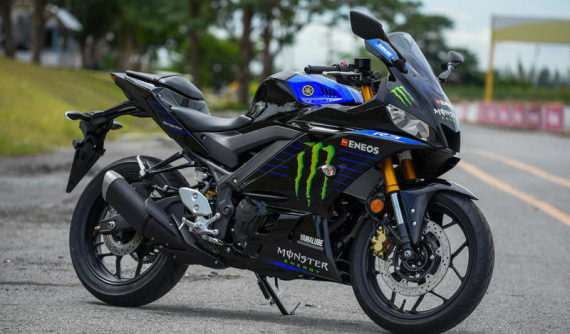 Sport bike Yamaha YZF-R25 với động cơ 4 xy-lanh đã sẵn sàng để ra mắt trong năm 2021?