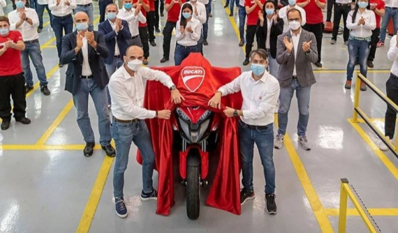 Ducati Multistrada V4 là xe Adventure Touring mạnh mẽ nhất thế giới
