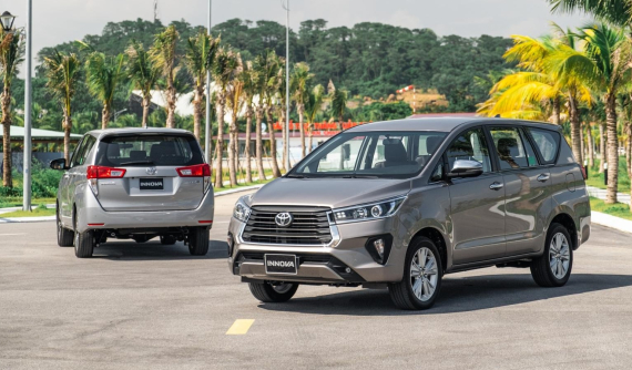 Toyota Innova 2020 chính thức ra mắt: thêm trang bị, bản cao tăng nhẹ, bản thấp giảm giá