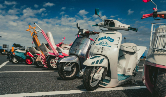 Đây là những chiếc xe tay ga động cơ 50 cc được độ điên rồ tại Nhật Bản