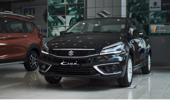 10 mẫu ô tô bán chậm nhất Việt Nam tháng 9/2020: Suzuki Ciaz vừa ra mắt đã “lên bảng”, Toyota “ôm” tới 5 vị trí
