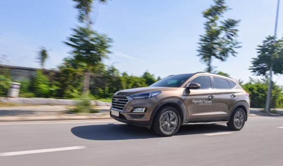 Vừa đạt đỉnh tháng 9, đại lý giảm ngay 50 triệu đồng cho Hyundai Tucson quyết “sống mái” luôn tháng 10