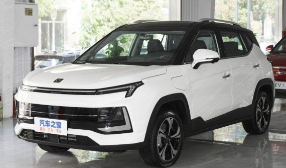 SOL E40X - SUV điện cỡ nhỏ, cự li di chuyển 500 km mà giá rẻ chỉ 446 triệu đồng