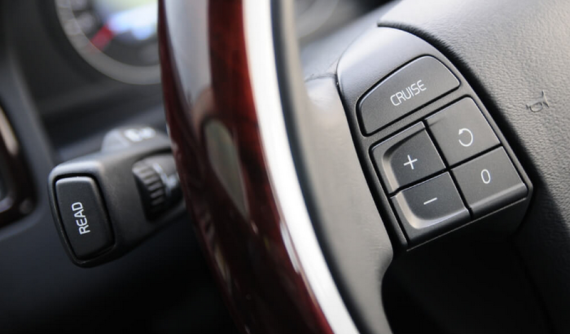 Cruise Control là gì? Sử dụng Cruise Control như thế nào cho hiệu quả?