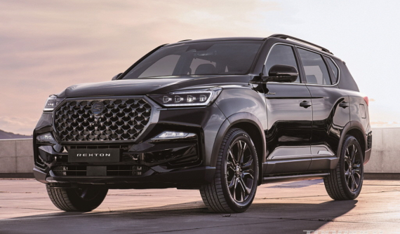 SUV cỡ trung SsangYong Rexton 2021 trình làng với ngoại thất rắn rỏi hơn và nội thất sang trọng hơn