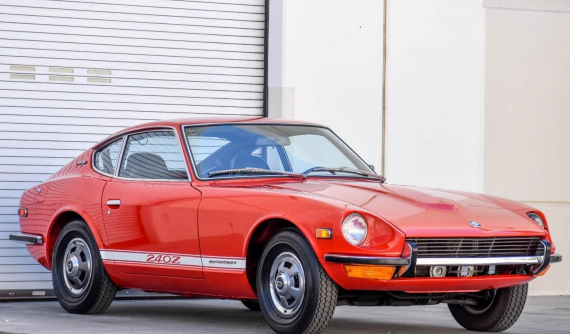 Chiếc Datsun 240Z 1971 cổ điển này vừa được bán đấu giá 2,57 tỷ đồng