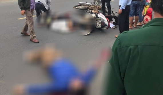 Hòa Bình: 2 "dân tổ" lạng lách, đánh võng, tông tử vong một người đàn ông