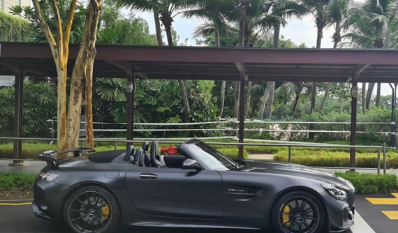 Đại gia Singapore tậu siêu xe Mercedes-AMG GT R mui trần chỉ có 750 chiếc trên thế giới