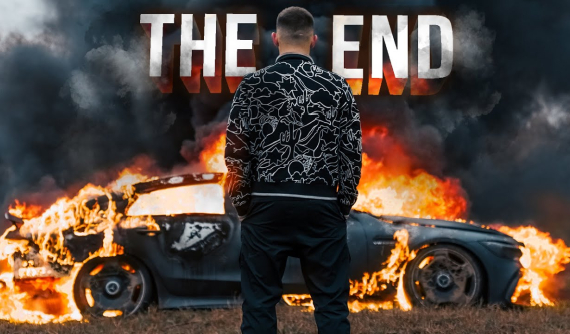 Phẫn nộ vì đại lý không chịu sửa xe, YouTuber người Nga quyết định "hỏa thiêu" chiếc Mercedes-AMG GT 63 S