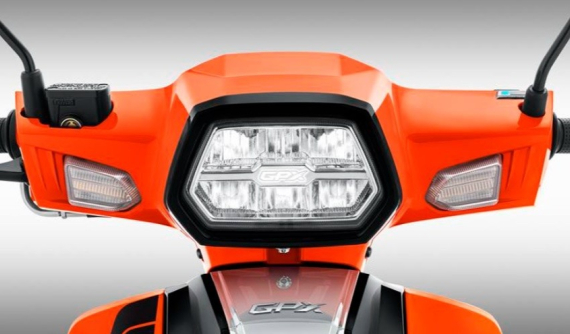 Diện kiến "Honda Dream" phiên bản Thái Lan với trang bị đèn LED và đồng hồ kỹ thuật số
