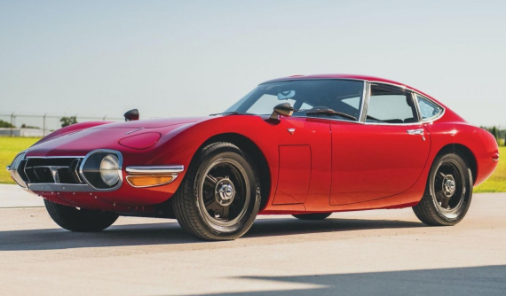Chiếc Toyota 2000GT 1967 cực hiếm này vừa được bán đấu giá 21,1 tỷ đồng