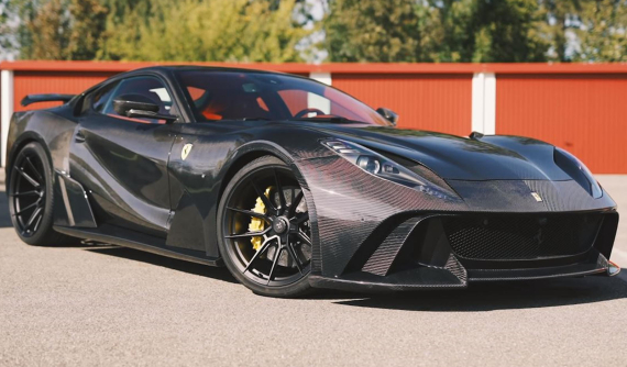 Mãn nhãn trước siêu xe Ferrari 812 Superfast độ thân vỏ sợi carbon hoàn toàn, độc nhất 1 chiếc của Novitec