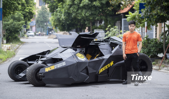 Trò chuyện cùng cậu sinh viên kiến trúc tự chế Bat Mobile phiên bản "Made in Vietnam"