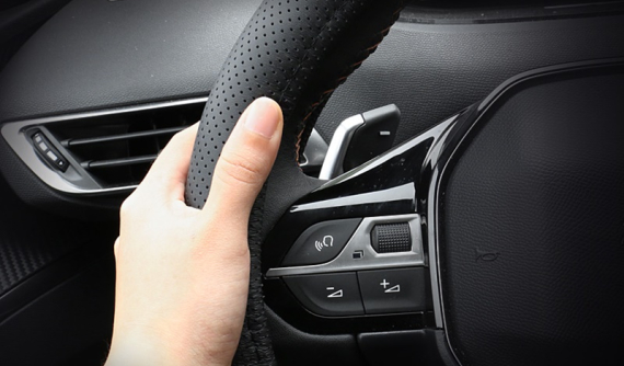 Lẫy chuyển số là gì? Kinh nghiệm dùng lẫy chuyển số hiệu quả