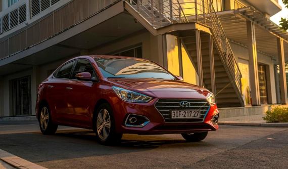 “Vào cầu” mua bán, doanh số Hyundai Accent bất ngờ tăng mạnh trong tháng 10, hơn 2.200 xe tới tay khách Việt
