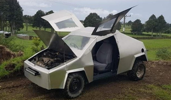 Chiếc Toyota "đội lốt" Tesla Cybertruck này có giá bán siêu rẻ chỉ 8 triệu đồng