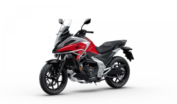 Honda NC750X 2021 ra mắt: Nhẹ hơn, nhanh hơn và thông minh hơn