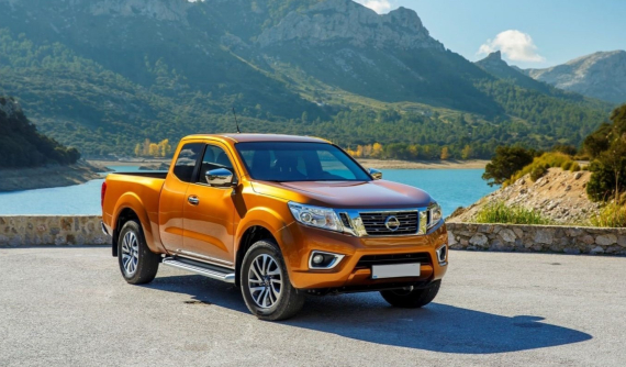 Phủ đầu Ford Ranger 2020 sắp ra mắt, giá bán Nissan Navara được điều chỉnh giảm tới 36 triệu đồng