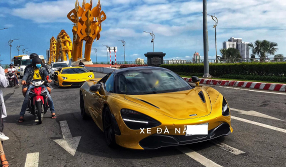 Lamborghini Aventador SVJ dạo phố Đà Nẵng cùng McLaren 720S Spider