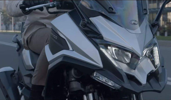 Kymco gia nhập phân khúc xe ga ba bánh cao cấp bằng mẫu xe mới, cạnh tranh Yamaha Tricity và Piaggio MP3