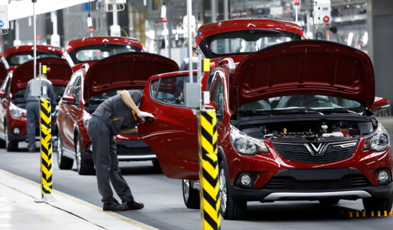 Đề xuất không tiếp tục kéo dài chính sách giảm 50% lệ phí trước bạ đối với ô tô sản xuất trong nước