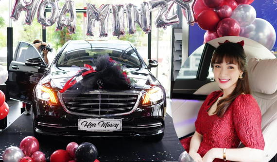 Chịu chơi như Hòa Minzy, đi xem Mercedes-Benz E-Class nhưng lại chốt mua Mercedes-Benz S450L Luxury