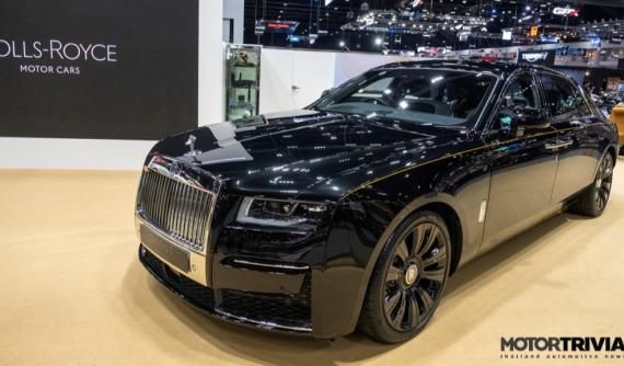 Rolls-Royce Ghost Extended 2021 lần đầu tiên ra mắt Đông Nam Á, giá tương đương 27,5 tỷ đồng