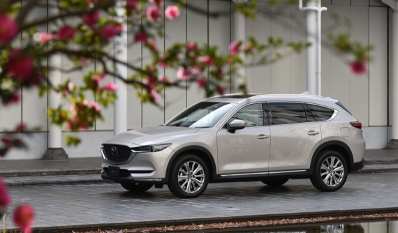 Mazda CX-8 2021 trình làng với phiên bản Exclusive Mode mới và động cơ mạnh hơn