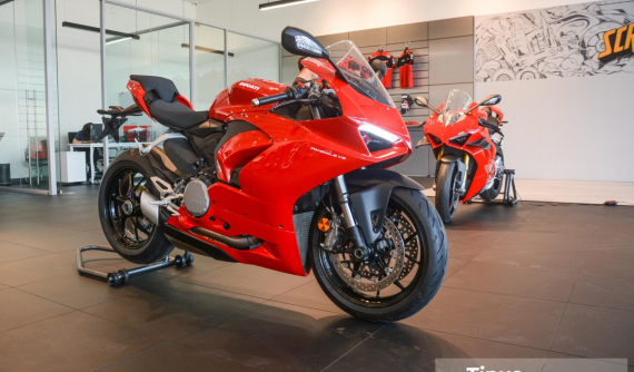 Cận cảnh sportbike Ducati Panigale V2 mới ra mắt Việt Nam với giá bán 615 triệu đồng