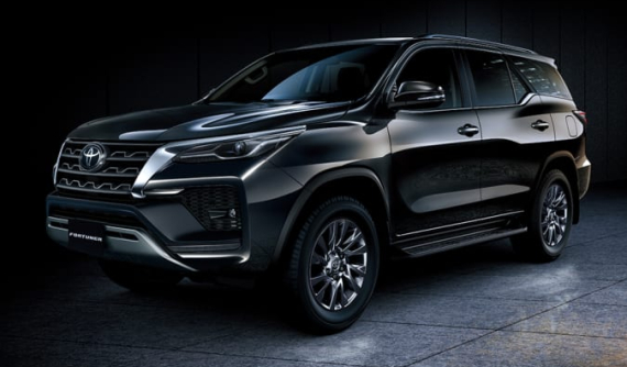 Vén màn Toyota Fortuner 2021 phiên bản dùng động cơ V6 4.0L