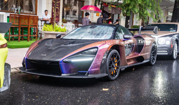 Siêu phẩm McLaren Senna chỉ 500 xe trên thế giới "tắm mưa" tại Sài thành