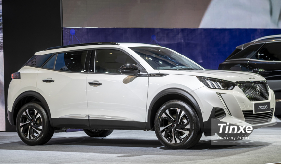 Đánh giá nhanh Peugeot 2008 - Chiếc xe có trang bị an toàn chủ động rất thực dụng