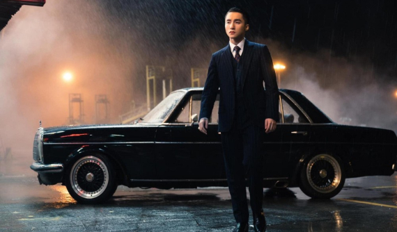 Sơn Tùng M-TP mang dàn xế cổ vào MV mới nhưng nổi bật nhất lại là một chiếc xe Nhật