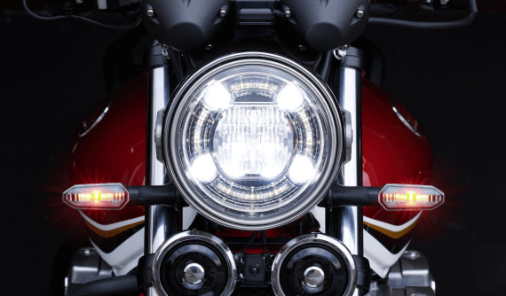 Honda CB1300 chính thức ra mắt với giá chỉ 349 triệu đồng