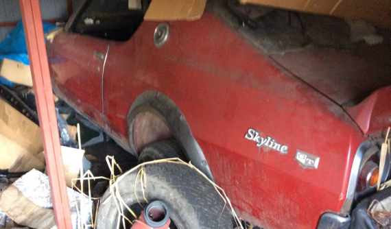 Chiếc Nissan Skyline GT-R 1973 bị bỏ hoang nhiều năm này đang được rao bán giá 7,8 tỷ đồng