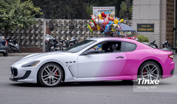 Maserati GranTurismo MC Sportline biển "tứ quý" tại Hà Nội đổi màu áo